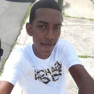 Meet your Posher, Lester